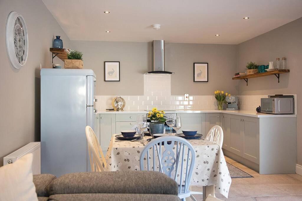 Kilbroney River Cottage Rostrevor Exterior photo